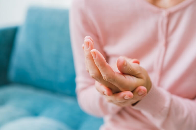 当院では手や肘の痛みの治療、
手術に力を入れています